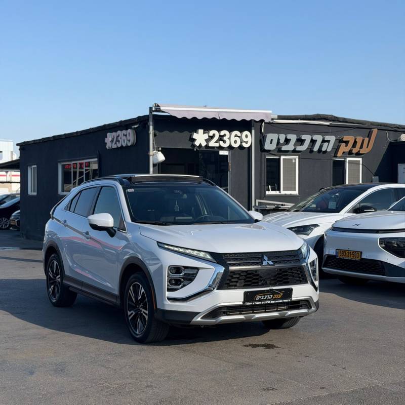 מיצובישי ECLIPSE CROSS