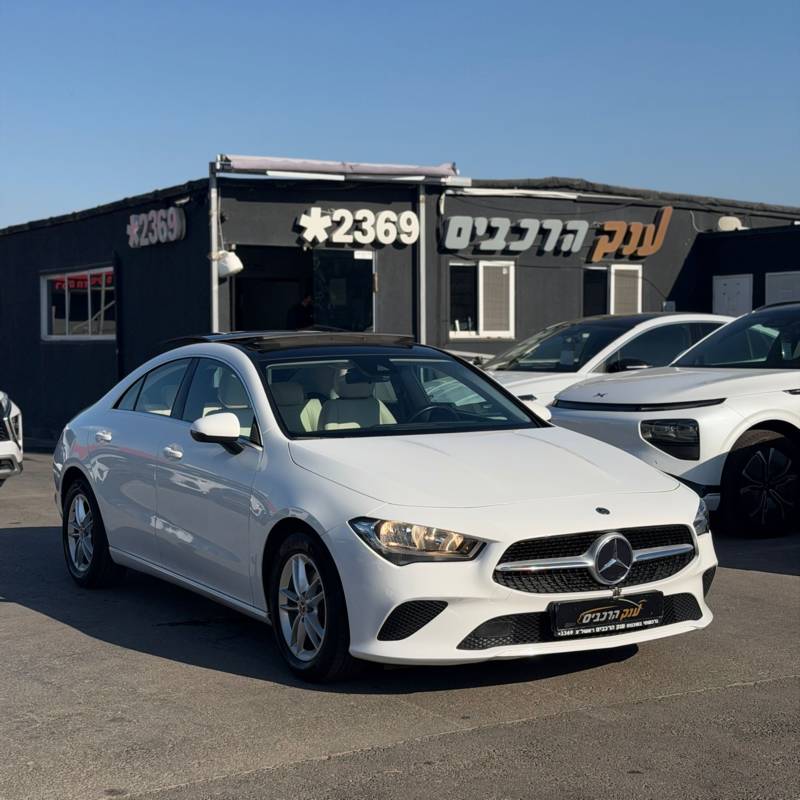 מרצדס CLA180