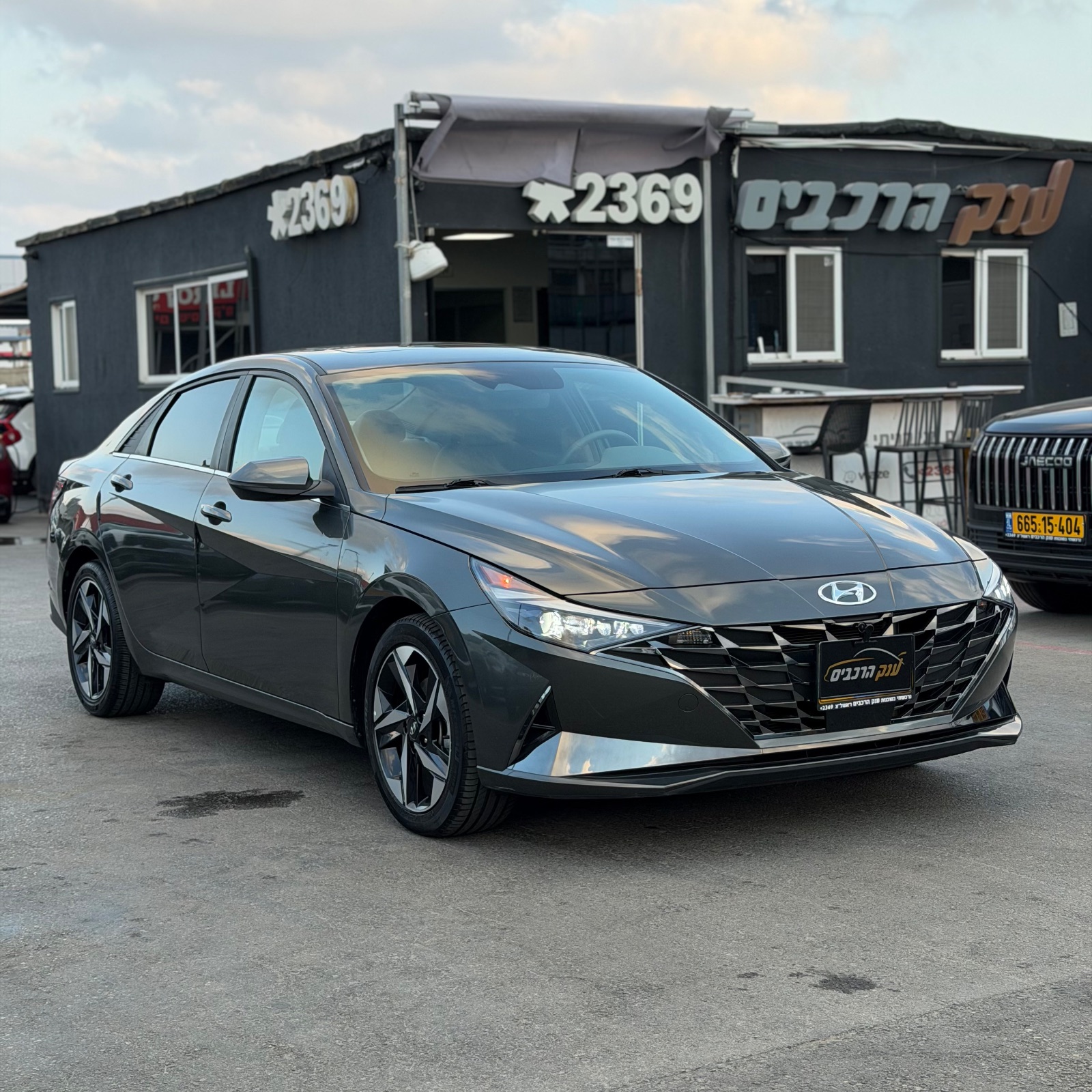יונדאי ELANTRA HEV
