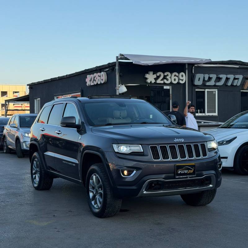 קרייזלר GRAND CHEROKEE