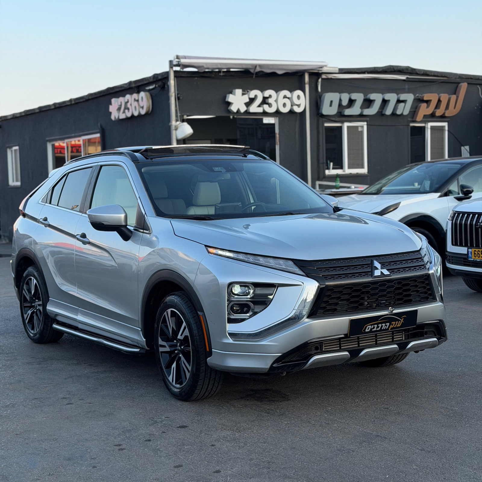 מיצובישי ECLIPSE CROSS PREMIUM