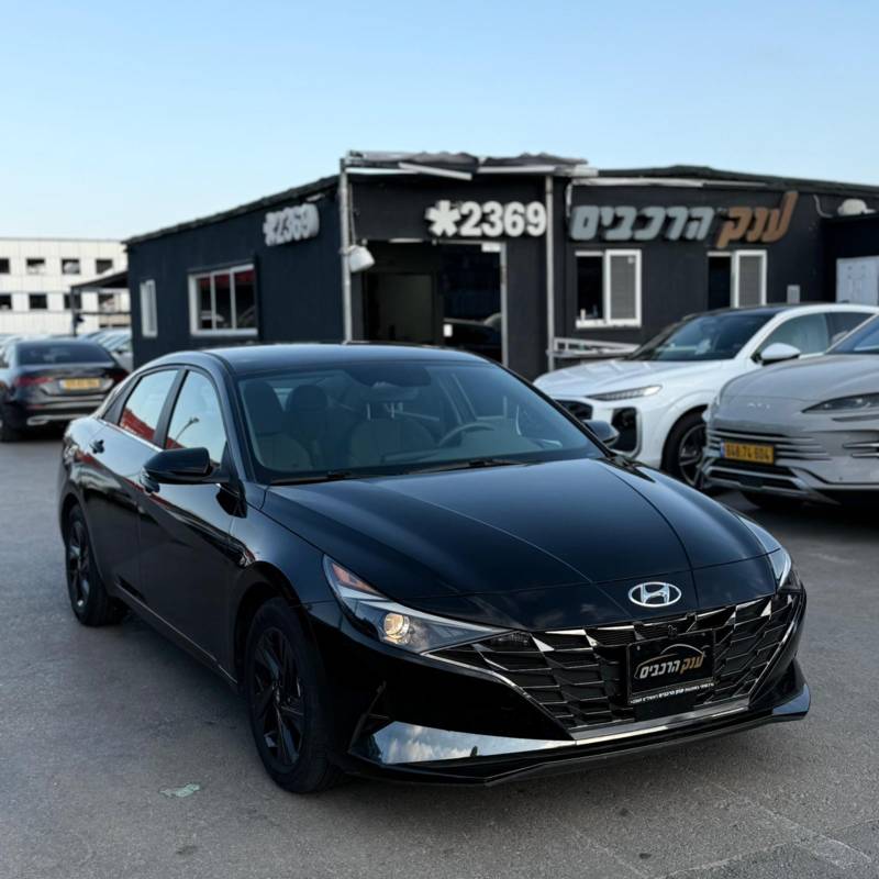 יונדאי ELANTRA HEV