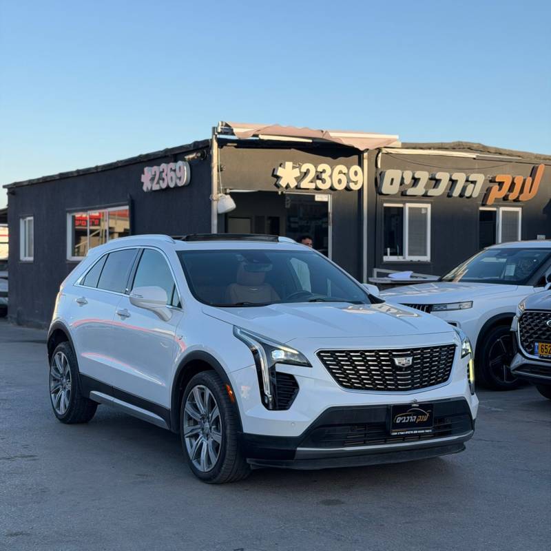 קאדילאק XT4